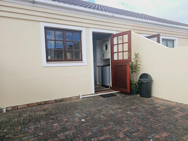 1 Bedroom Property for Sale in Kleinmond Western Cape